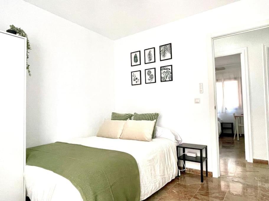 Beautiful & Sunny Apartment Μάλαγα Εξωτερικό φωτογραφία
